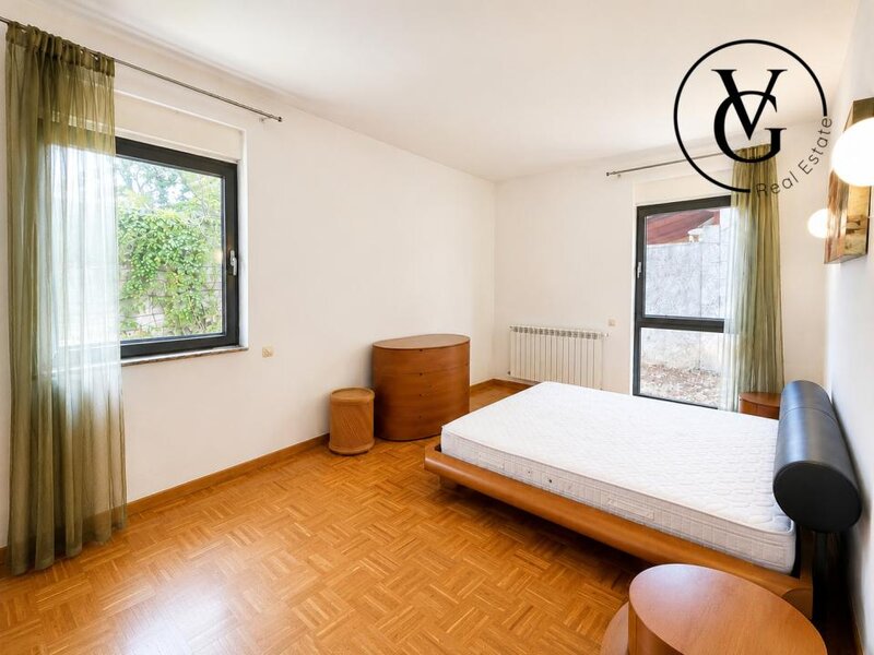 Strada Washington ap. 4 camere cu gradina proprie, loc de parcare inclus